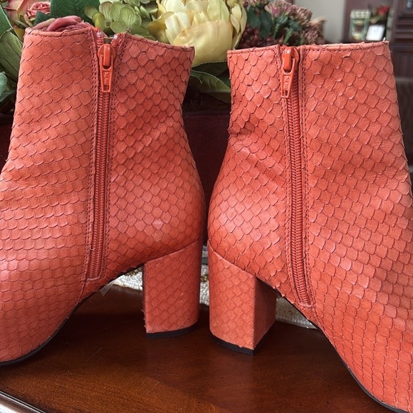 Brand New Farylrobin Anthropologie Genuine Leather Cognac Side Zip Ankle Boot - Picture 9 of 16
